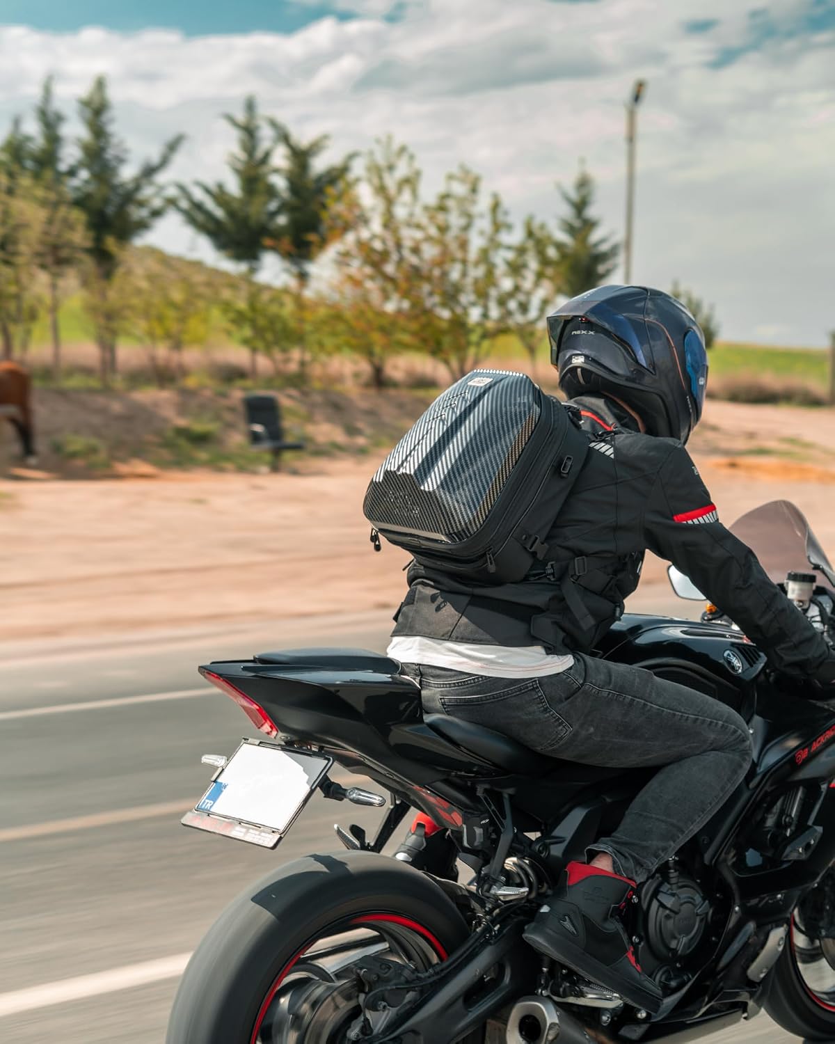 Thumbnail 1 de Grapelet borsa posteriore impermeabile per moto con capacità espandibile 24L–35L e guscio rigido ABS
