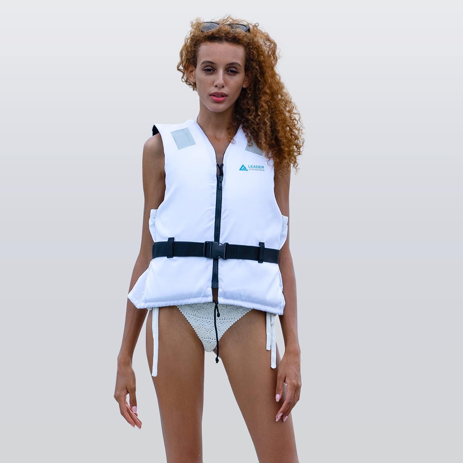 Detalle de Leader International Schwimmhilfe Erwachsene Feststoffweste – Auftrieb 40N, Frontreißverschluss