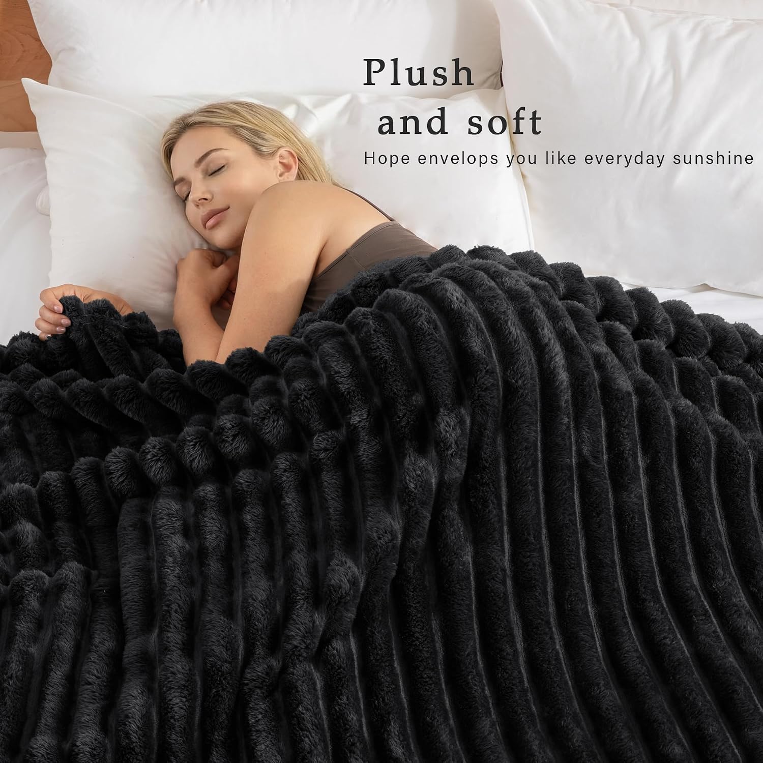 Detalle 2 de Fleece Throw Blanket, 50" x 60