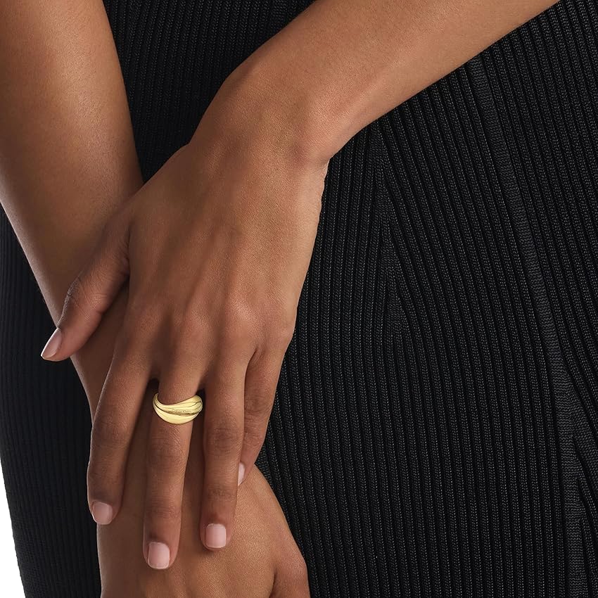 Detalle 2 de Calvin Klein 35000448C anillo elongated drops oro amarillo 💍