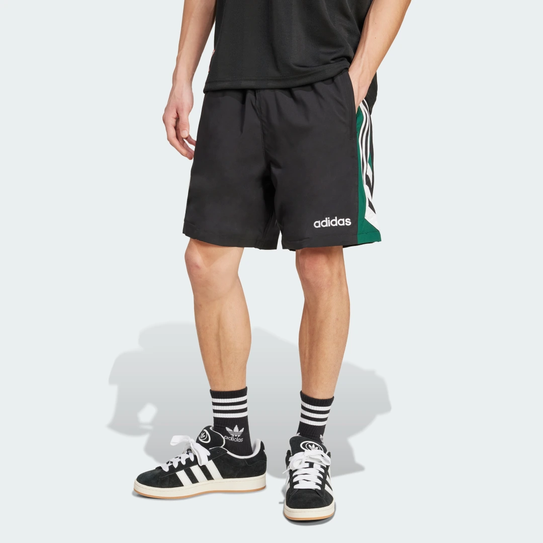 Detalle de Pantalón corto de fútbol 90s Adidas — versátil y negro, para entrenos y partidos