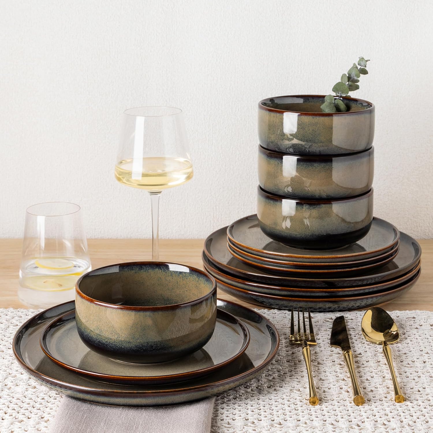 Thumbnail 6 de TheTerra Ceramic Dinnerware Sets for 6 (18-Piece) Handmade Reactive Glaze Plates & Bowls — Coca Mocha