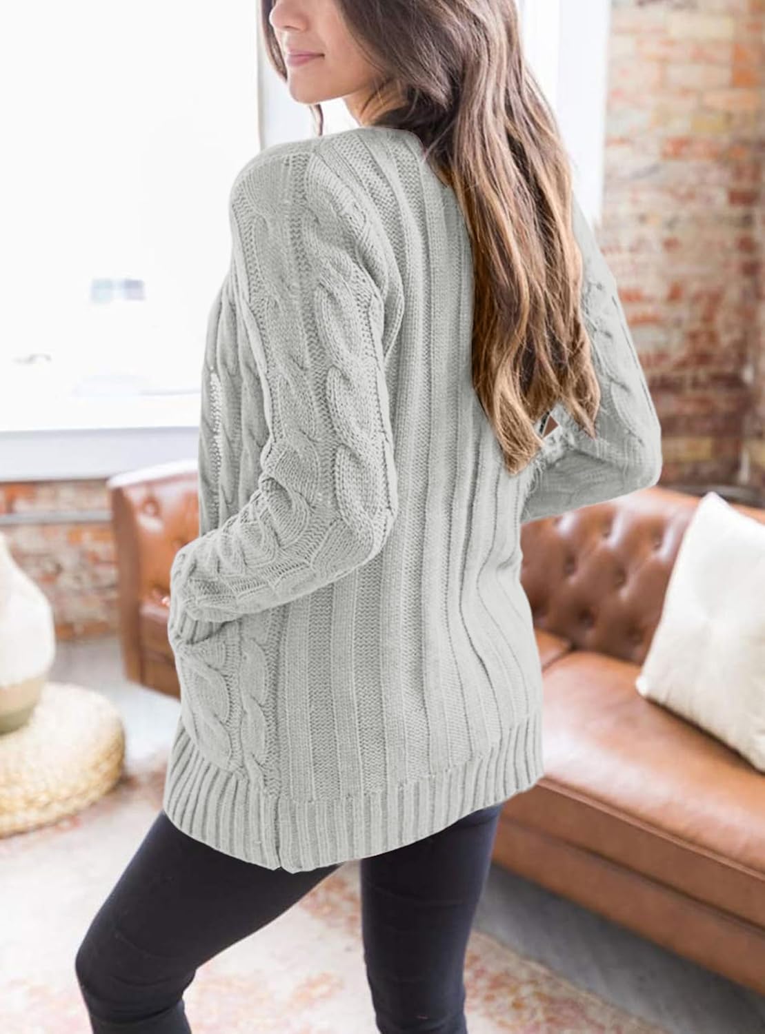 Detalle de PRETTYGARDEN Chunky Cable-Knit Cardigan for Women with Buttons and Pockets