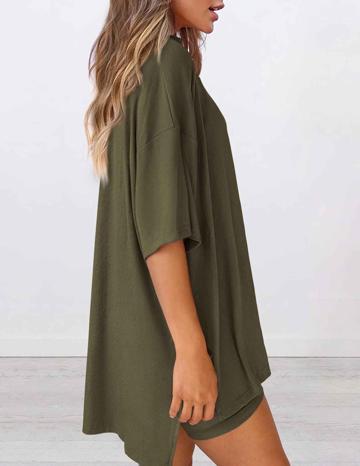 Detalle de Prettygarden Two-Piece Women's Summer Set: Relaxed Tee + Bike Shorts