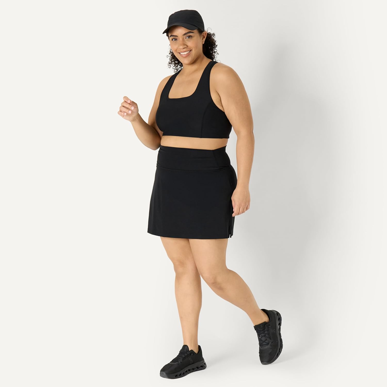Thumbnail 6 de Amazon Essentials Women's Active Formflex Buttery Soft Tennis Skirt with Built-in Shorts and Pockets