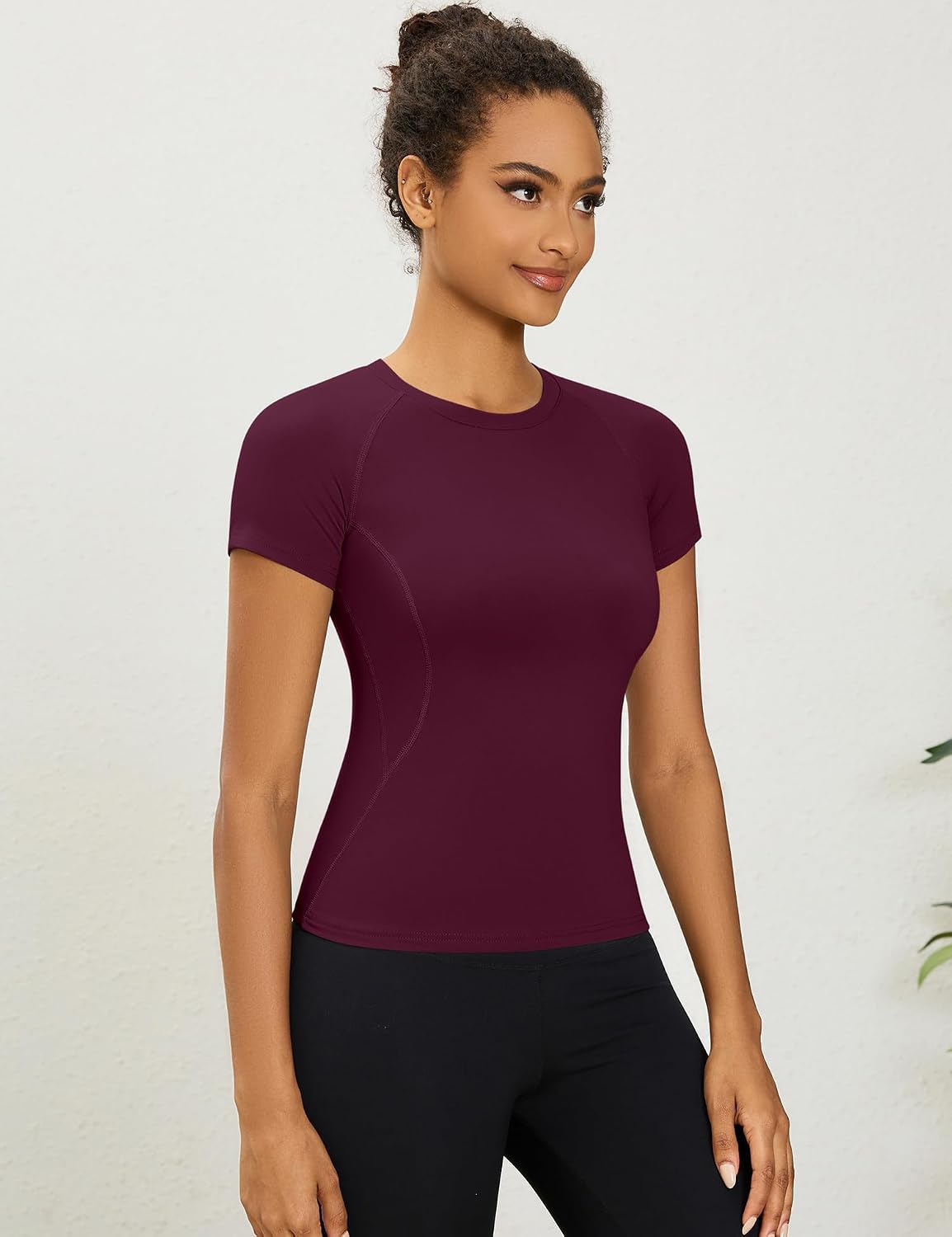 Detalle de Rapbin women’s gym tops short-sleeve quick-dry workout T-shirt (85% polyester, 15% elastane)
