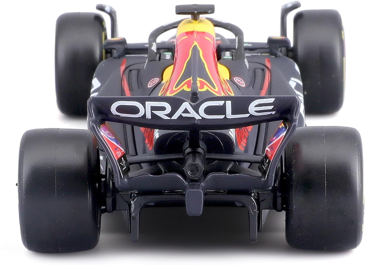 Detalle 2 de Bburago F1 Red Bull RB18 1:43 model car