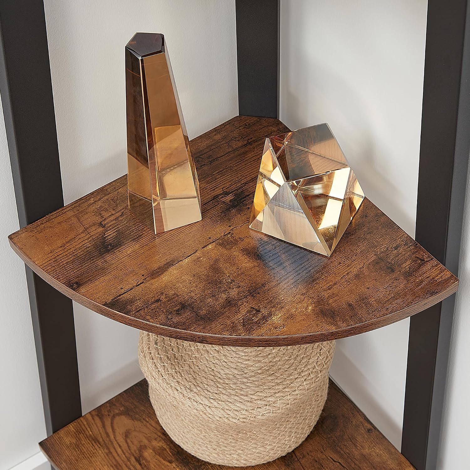 Detalle 2 de VASAGLE BARNET Collection LLS34X 4-Tier Corner Shelf, Tan and Black