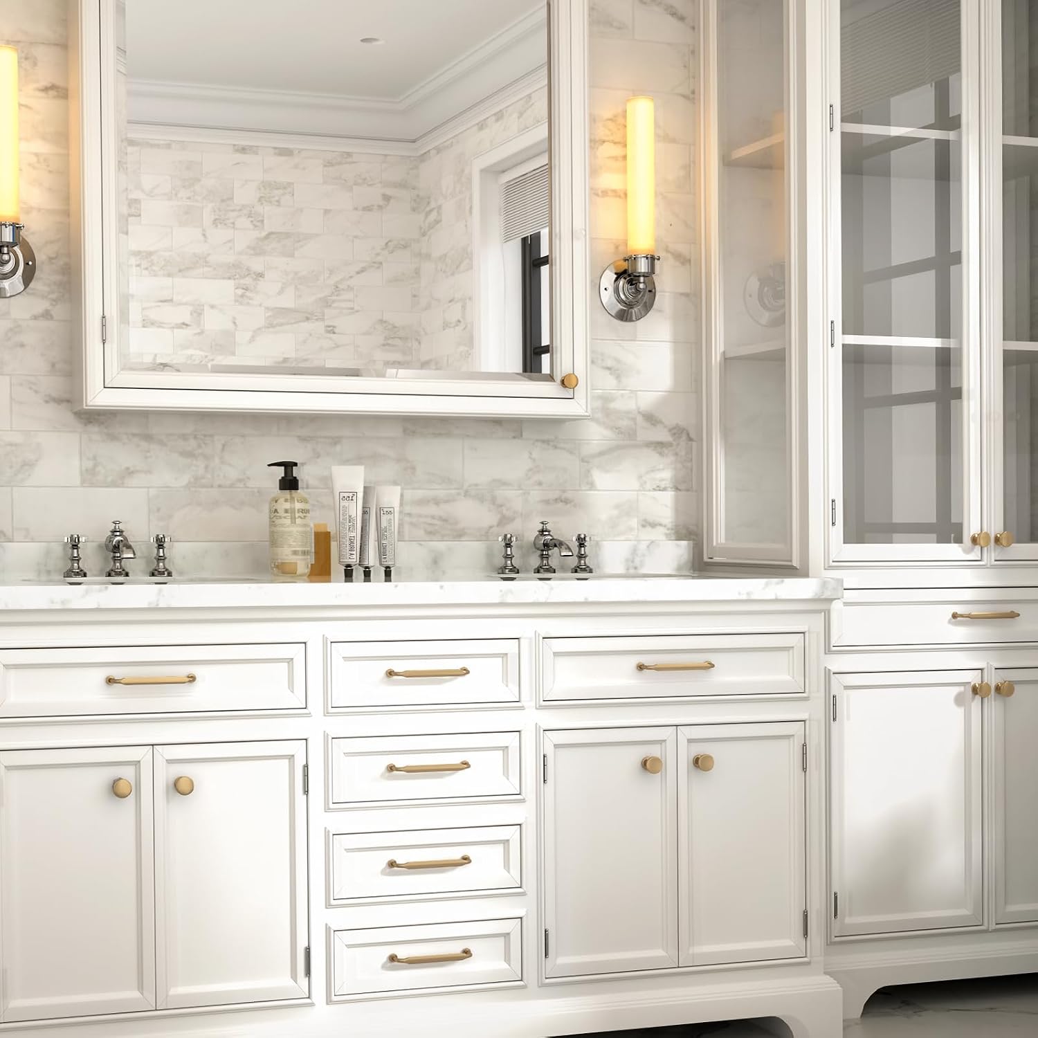 Detalle de Goldenwarm cabinet pulls, 128 mm hole centre