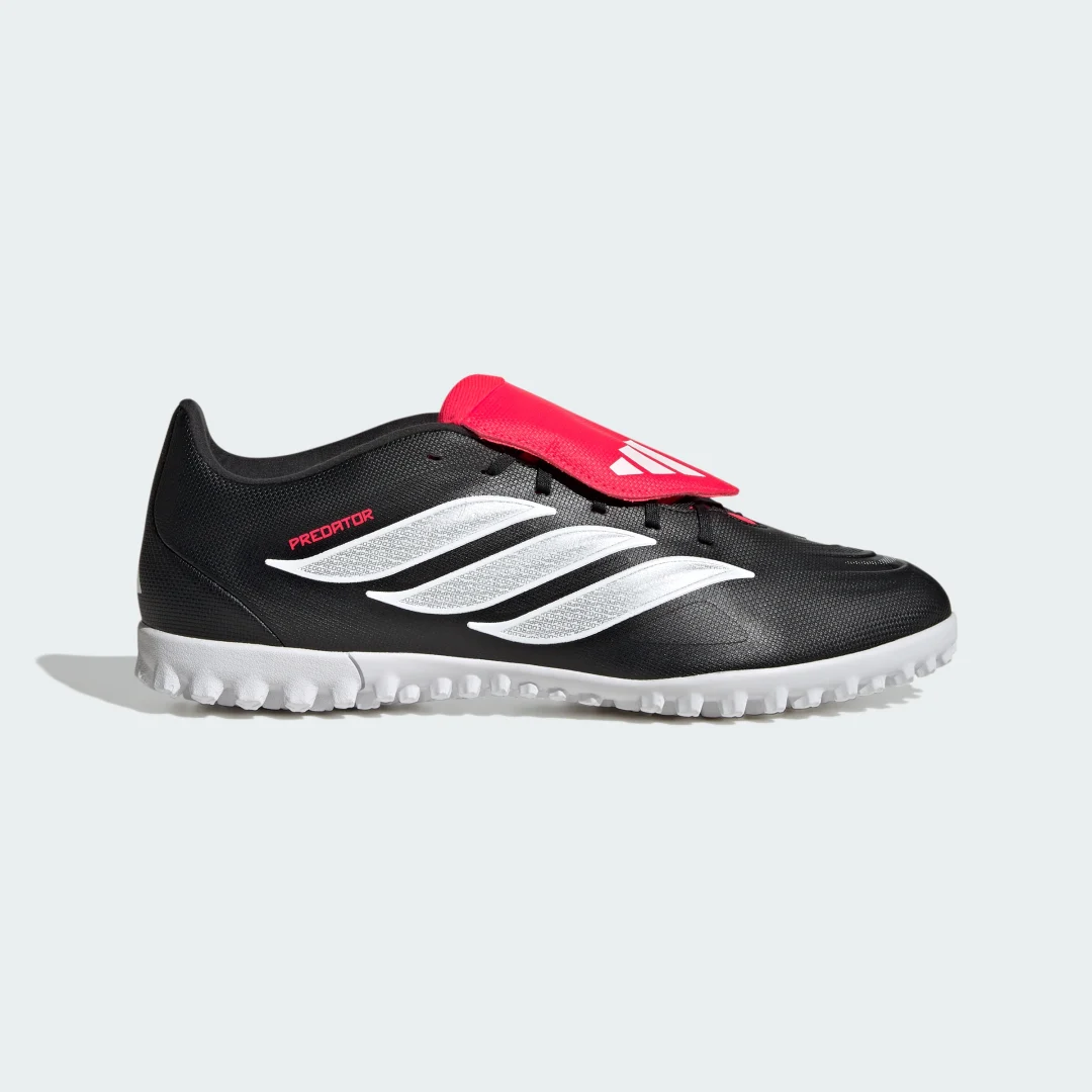 Thumbnail 1 de Zapatilla de fútbol Predator Club moqueta de Adidas: análisis y valoración