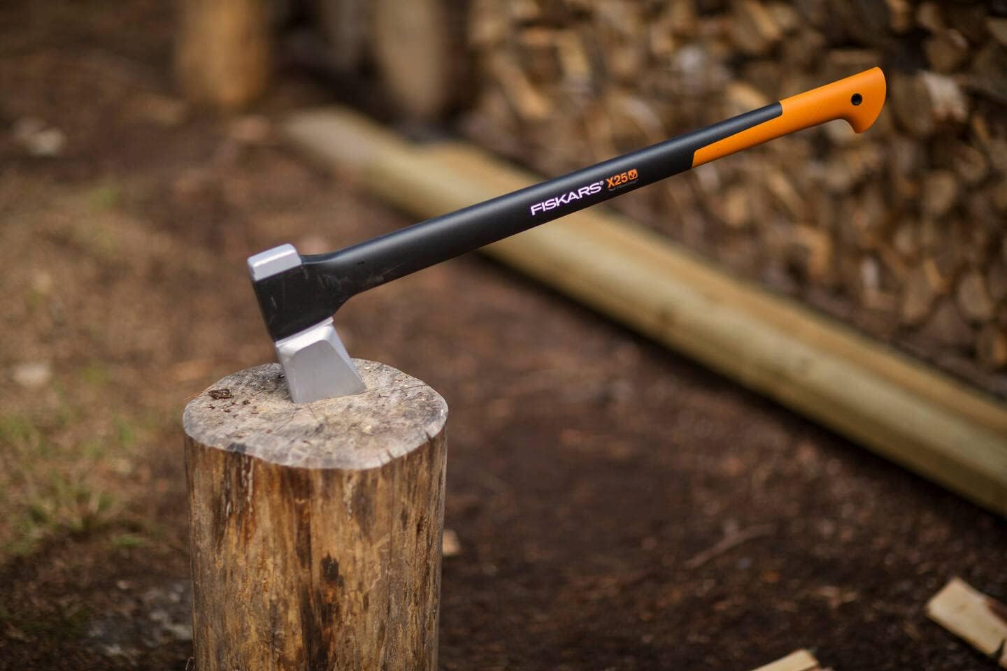 Thumbnail 5 de Fiskars Spaltaxt X25-XL – 72 cm, antihaftbeschichtete Klinge, glasfaserverstärkter Kunststoffstiel, sicher verbunden