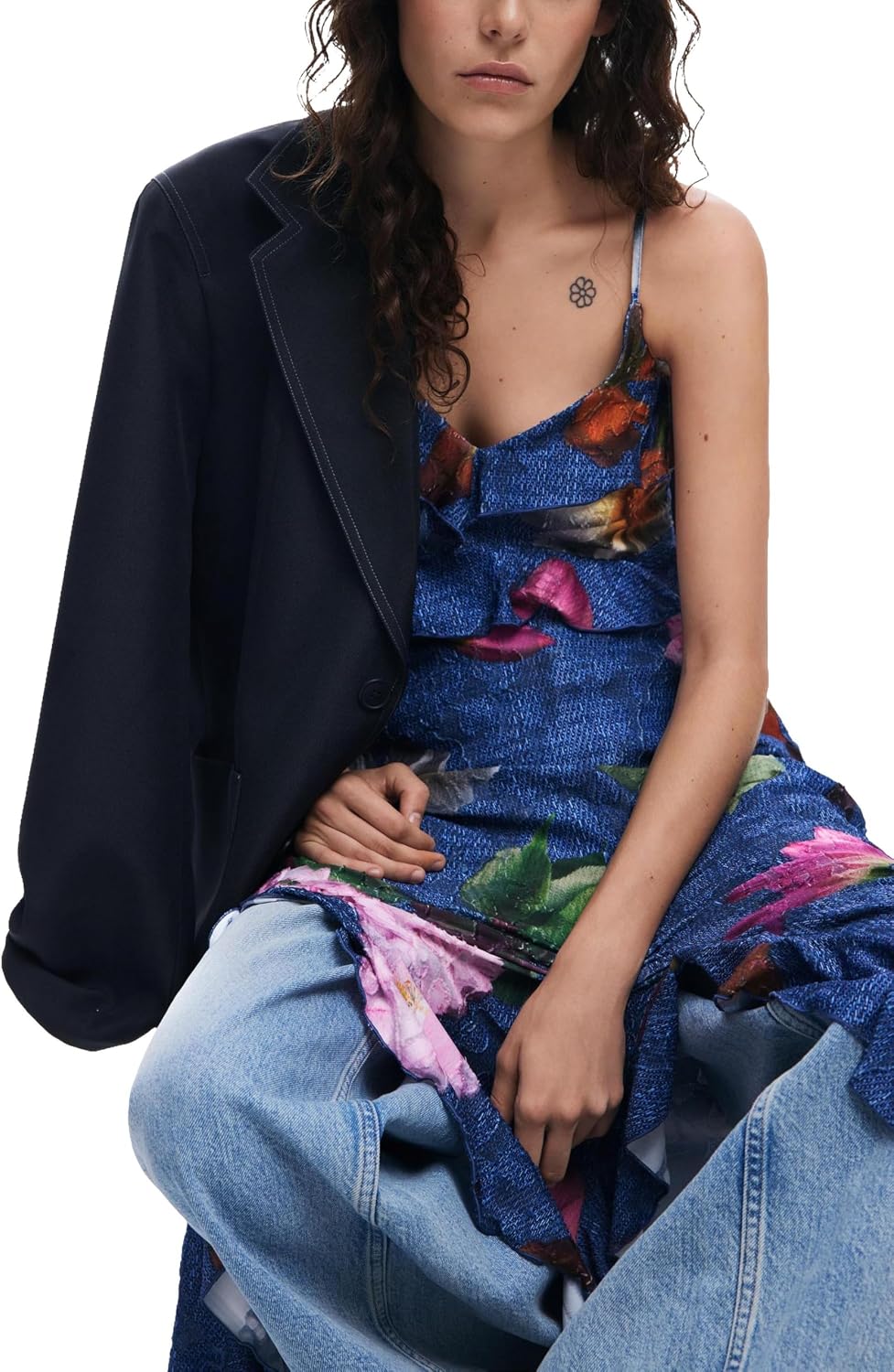 Detalle de Desigual Robe décontractée Femme — chic et polyvalente, à porter au quotidien