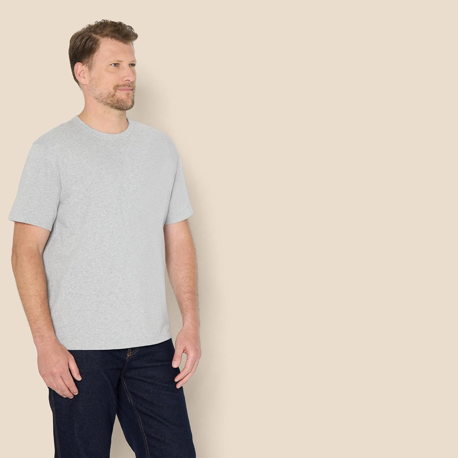 Thumbnail 2 de Amazon Essentials Men's Relaxed-Fit Heavyweight Cotton T-Shirt