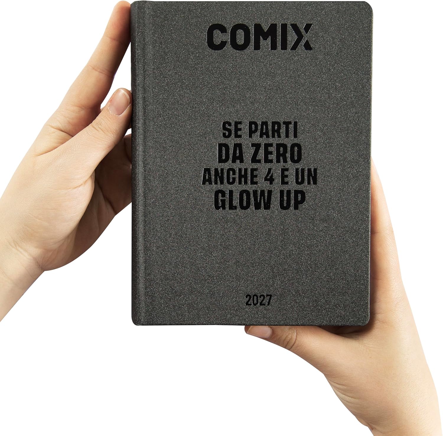 Detalle de COMIX Agenda 2027 Giornaliera 16 Mesi: 576 pagine, copertina rigida e stile Gen Z per studenti delle medie e superiori