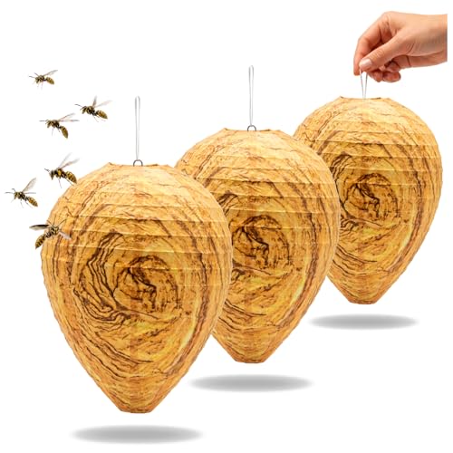 Detalle de com-four® 3 nidi finti per vespe: deterrente efficace per giardini e terrazze