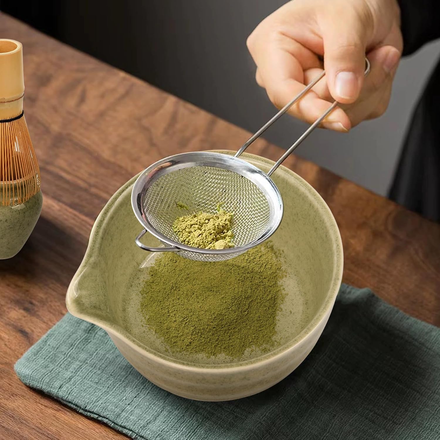 Detalle 2 de HAPLOVE Premium Matcha Tea Set with Bamboo Whisk, Bowl Scoop & Holder – complete matcha making kit