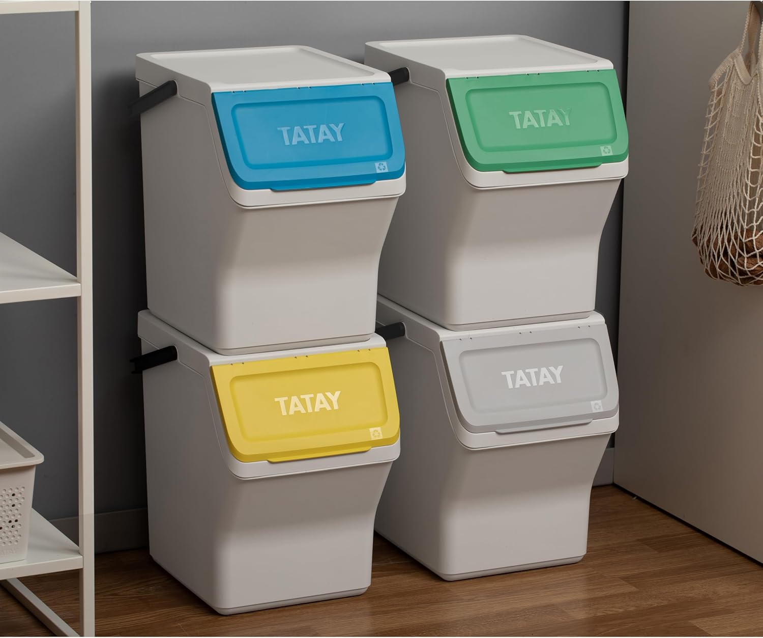 Detalle 2 de Tatay Set 4 Cubos de Basura Apilables 20L 🗑