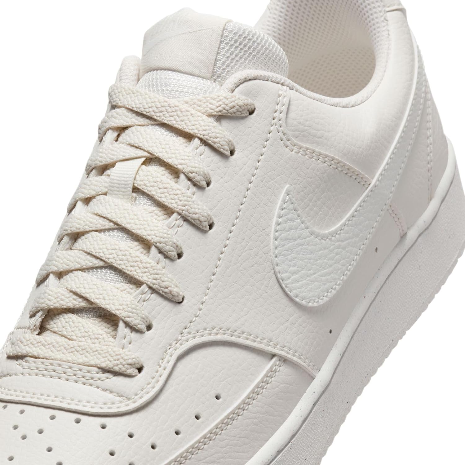 Detalle de Nike Court Vision Low Next Nature Sneaker – stile retrò, comfort quotidiano