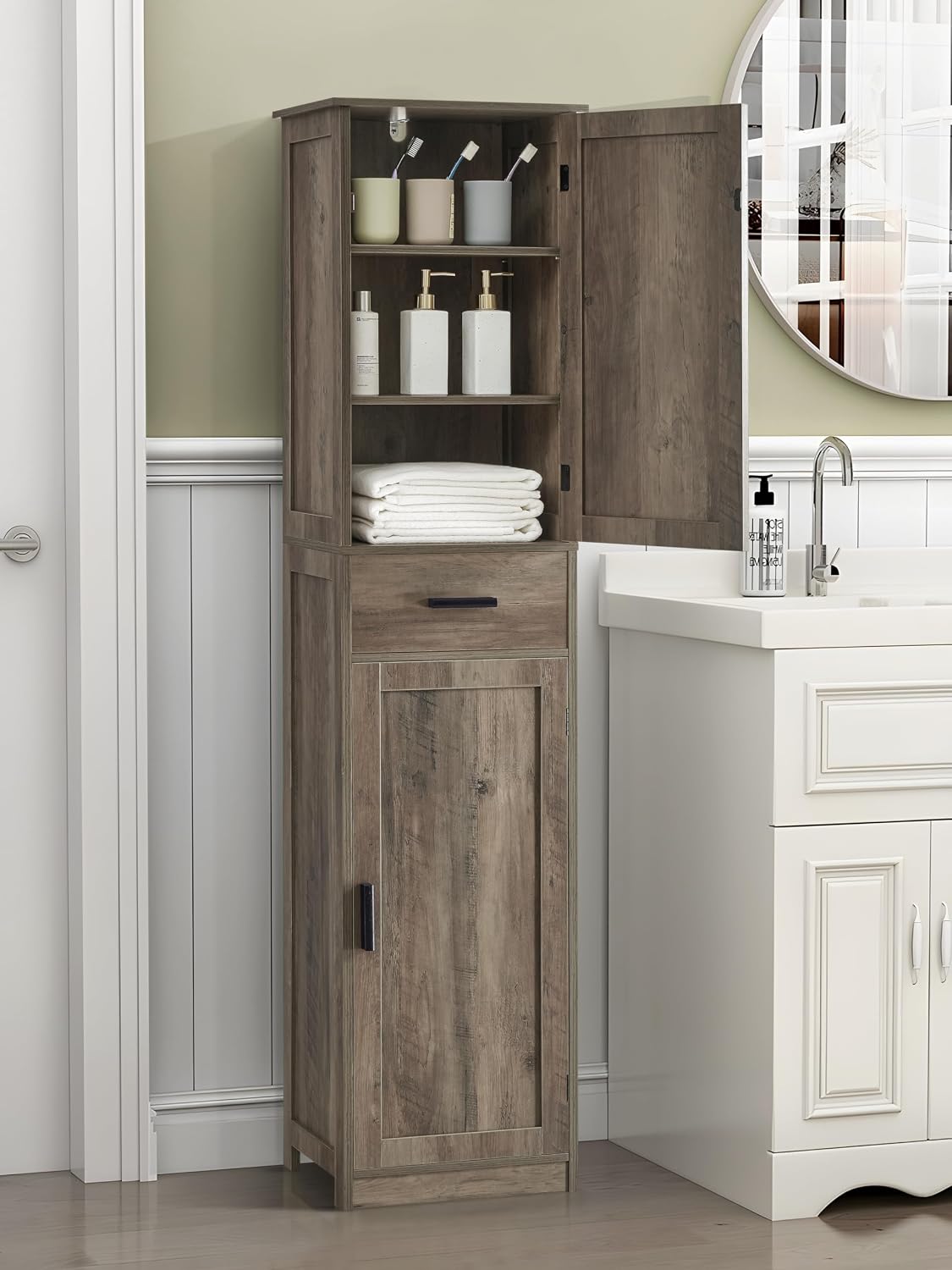 Detalle de USIKEY Storage Cabinet, 67-inch