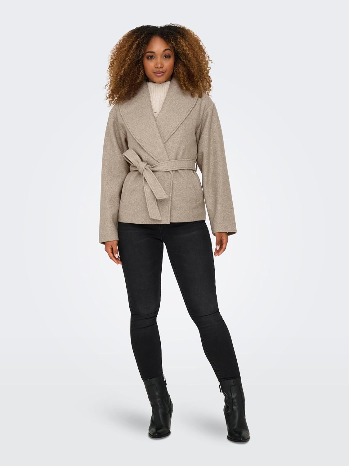 Detalle de ONLY Female Jacke ONLAUGUSTA – Damenjacke von ONLY