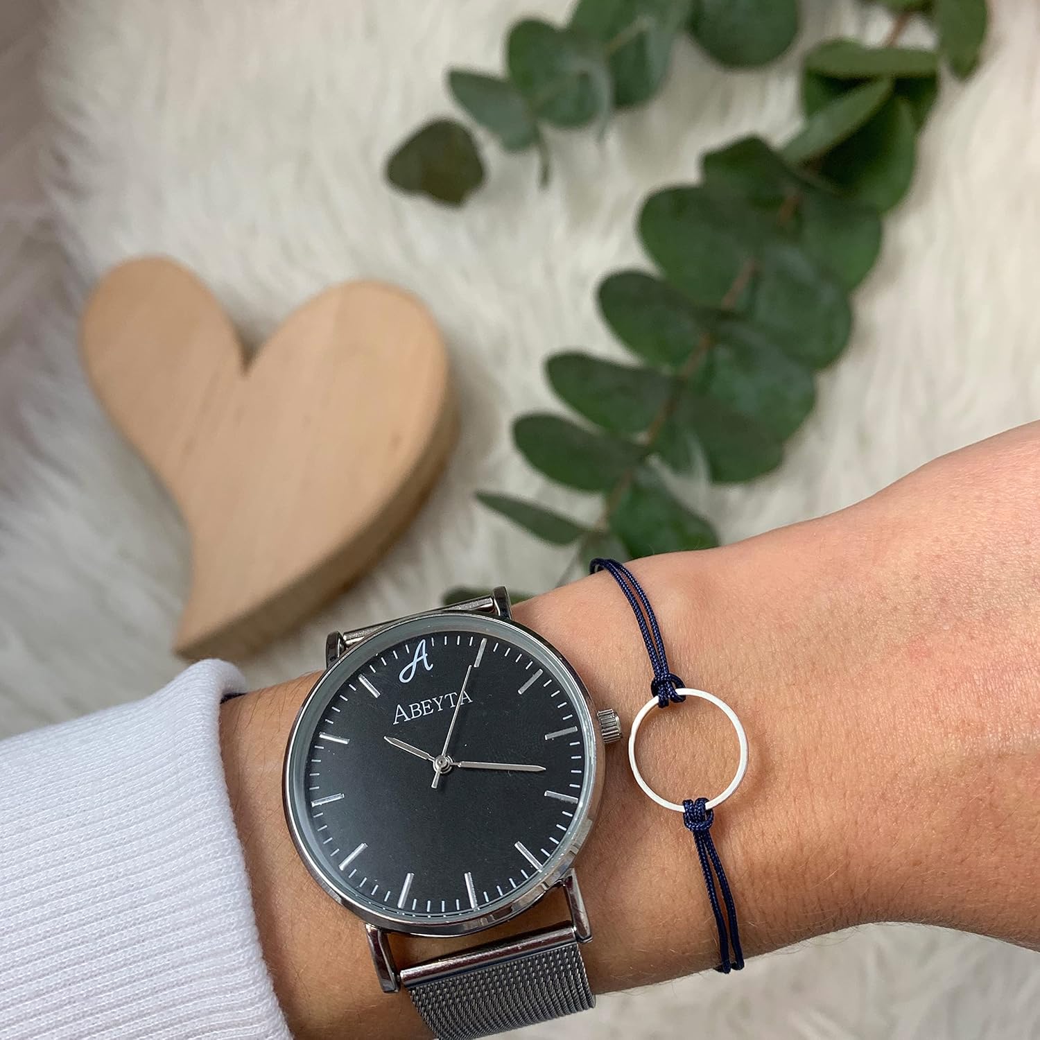 Detalle de Selfmade Jewelry Damen-Armband „Kreis“ in Silber – größenverstellbares Makramee-Armbändchen inkl. Geschenkverpackung