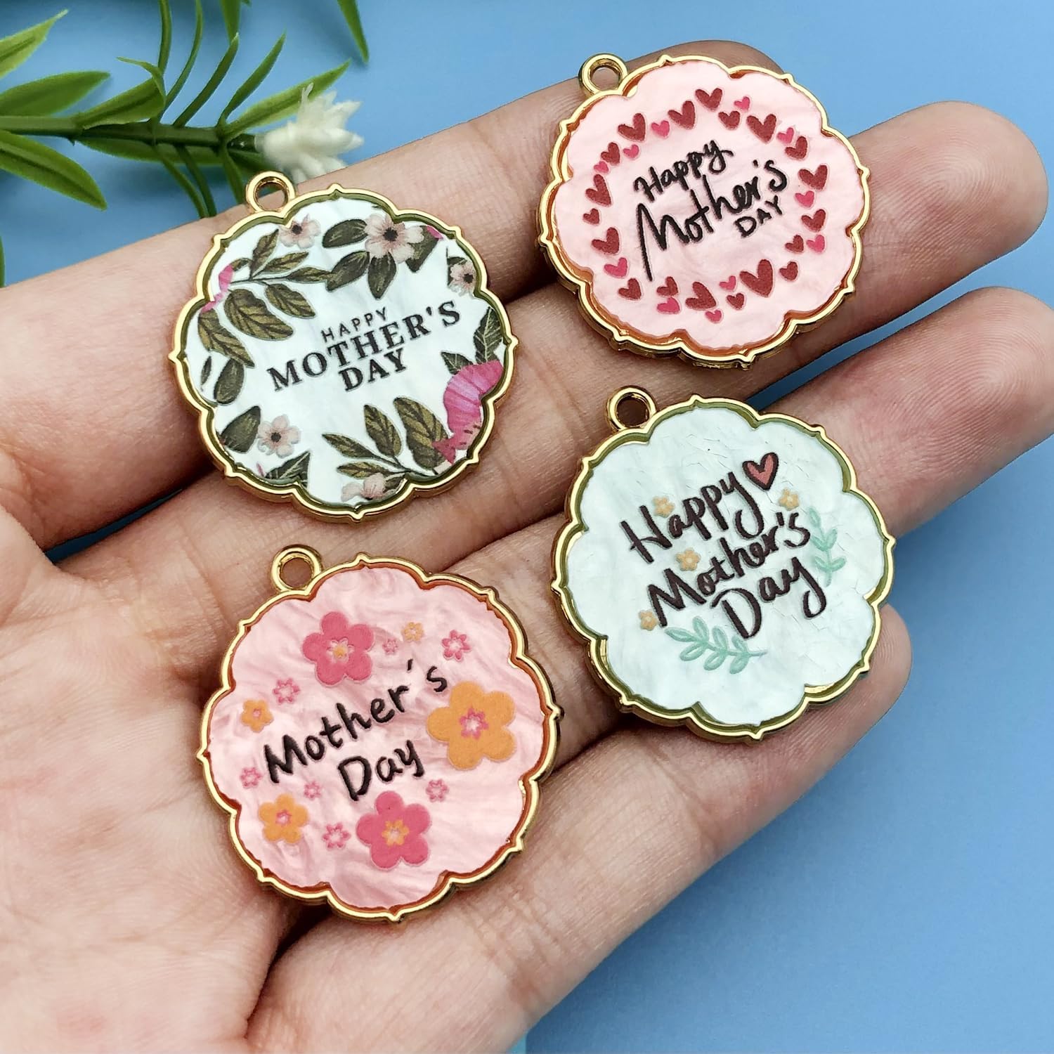 Detalle 2 de Youdiyla Jewelry Charms, 8-Piece Set