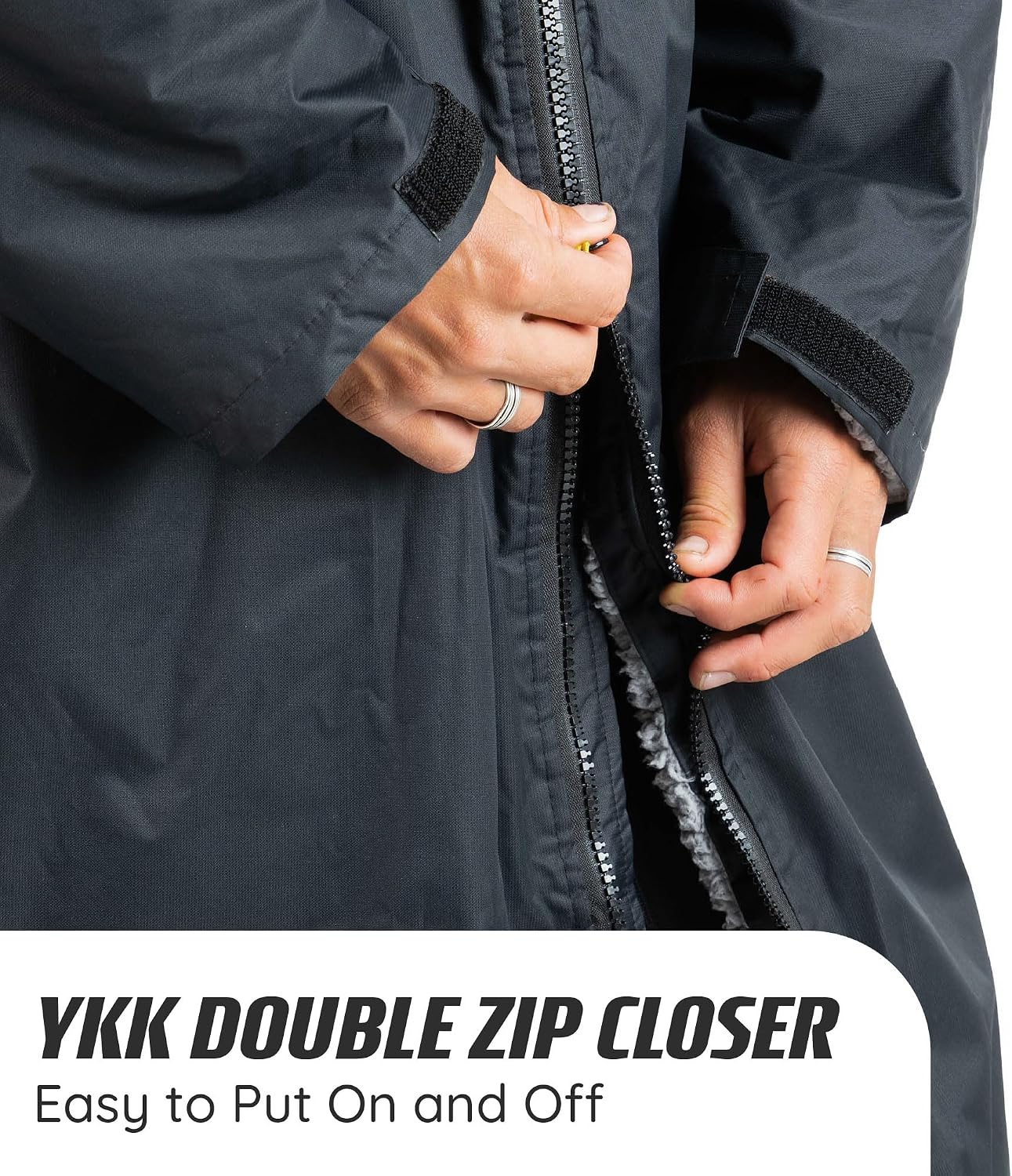 Detalle de Osprey Changing Robe for Kids and Adults – Waterproof Unisex Beach Bathrobe