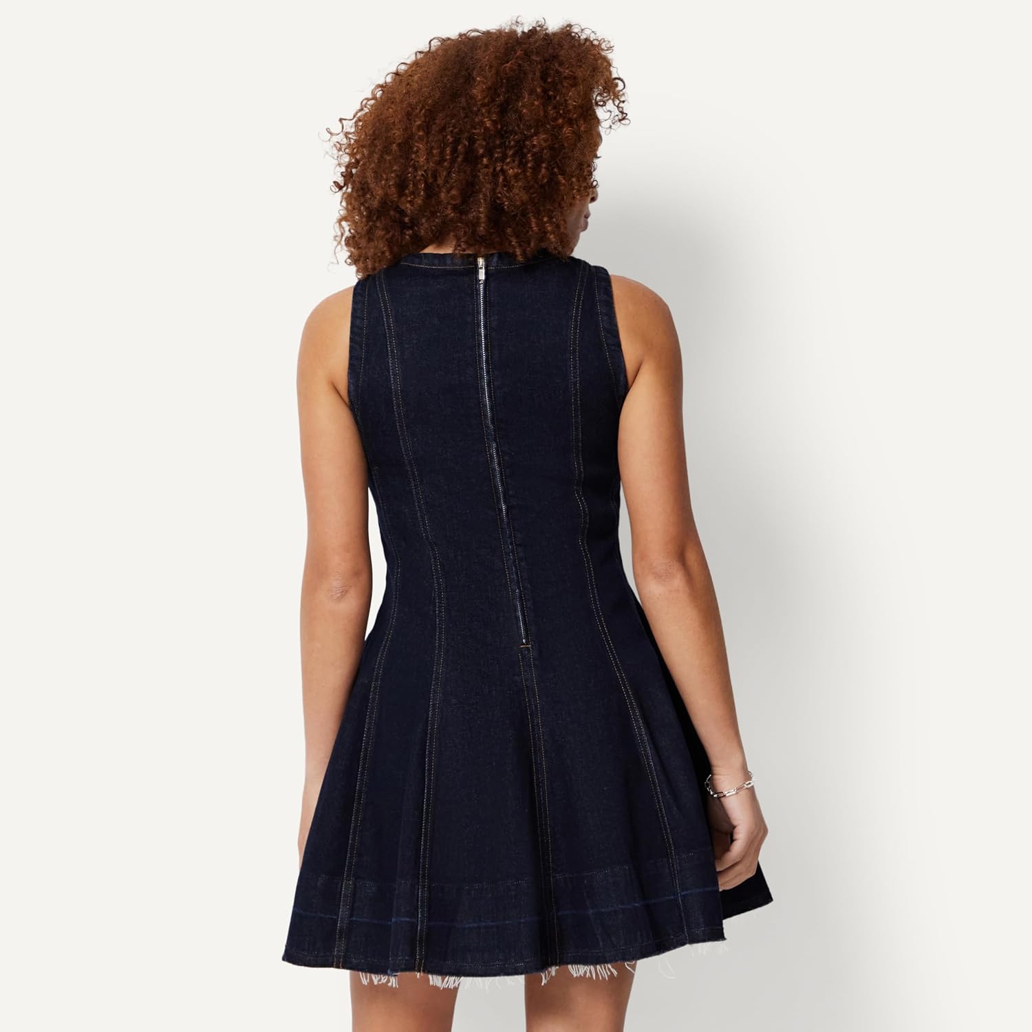 Detalle de Amazon Essentials Damen Fit & Flare Denim Minikleid