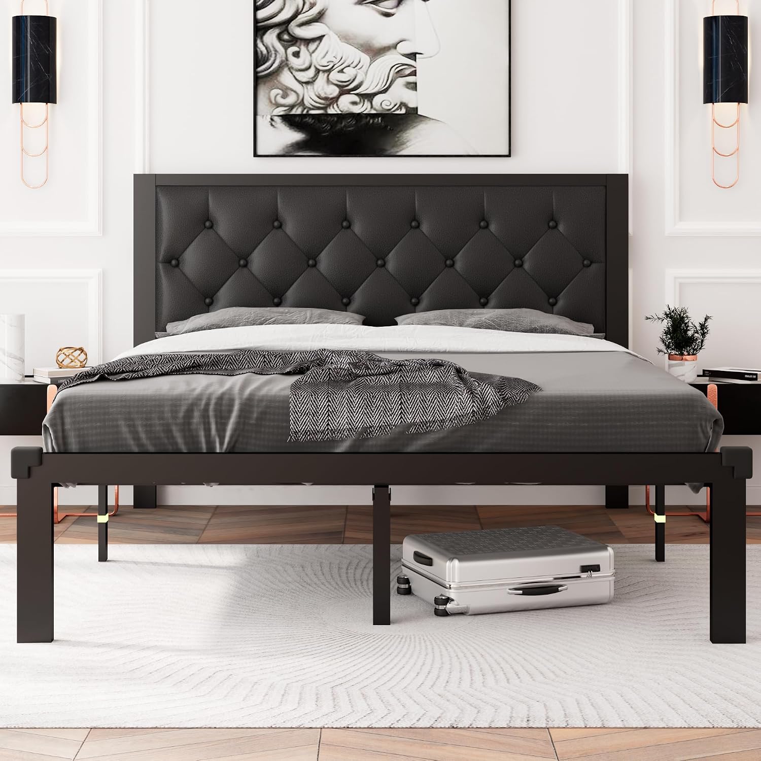 Detalle de Feonase 682A3 Queen Platform Bed Frame with Tufted Headboard and 12-Inch Storage