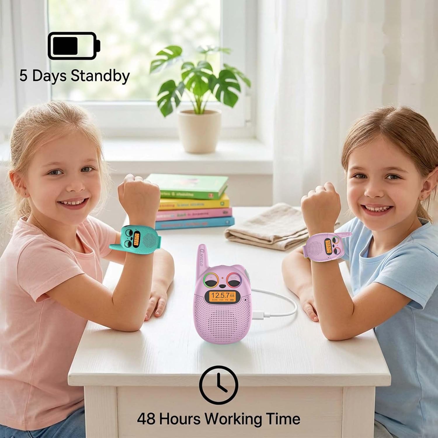 Detalle de QNIGLO Walkie Talkies for Kids (Ages 3–12) with 3-Mile Range, 22 Channels & Rechargeable Battery