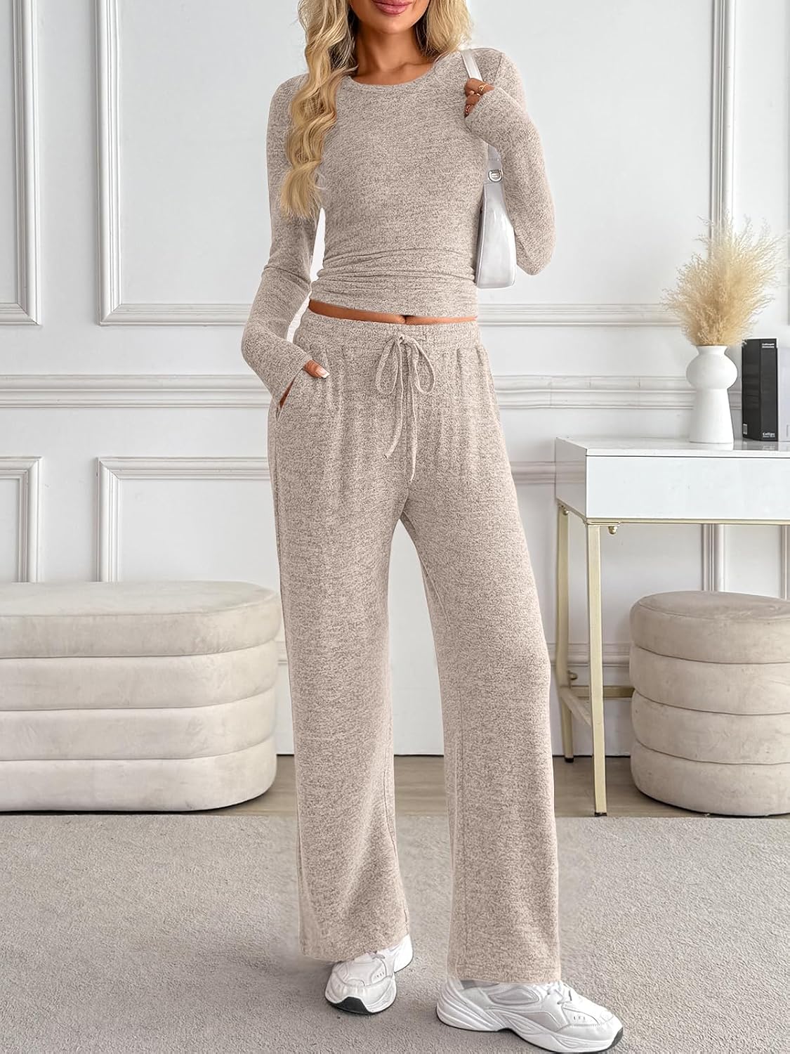 Detalle 2 de LILLUSORY Women's Lounge Set in Rayon Blend