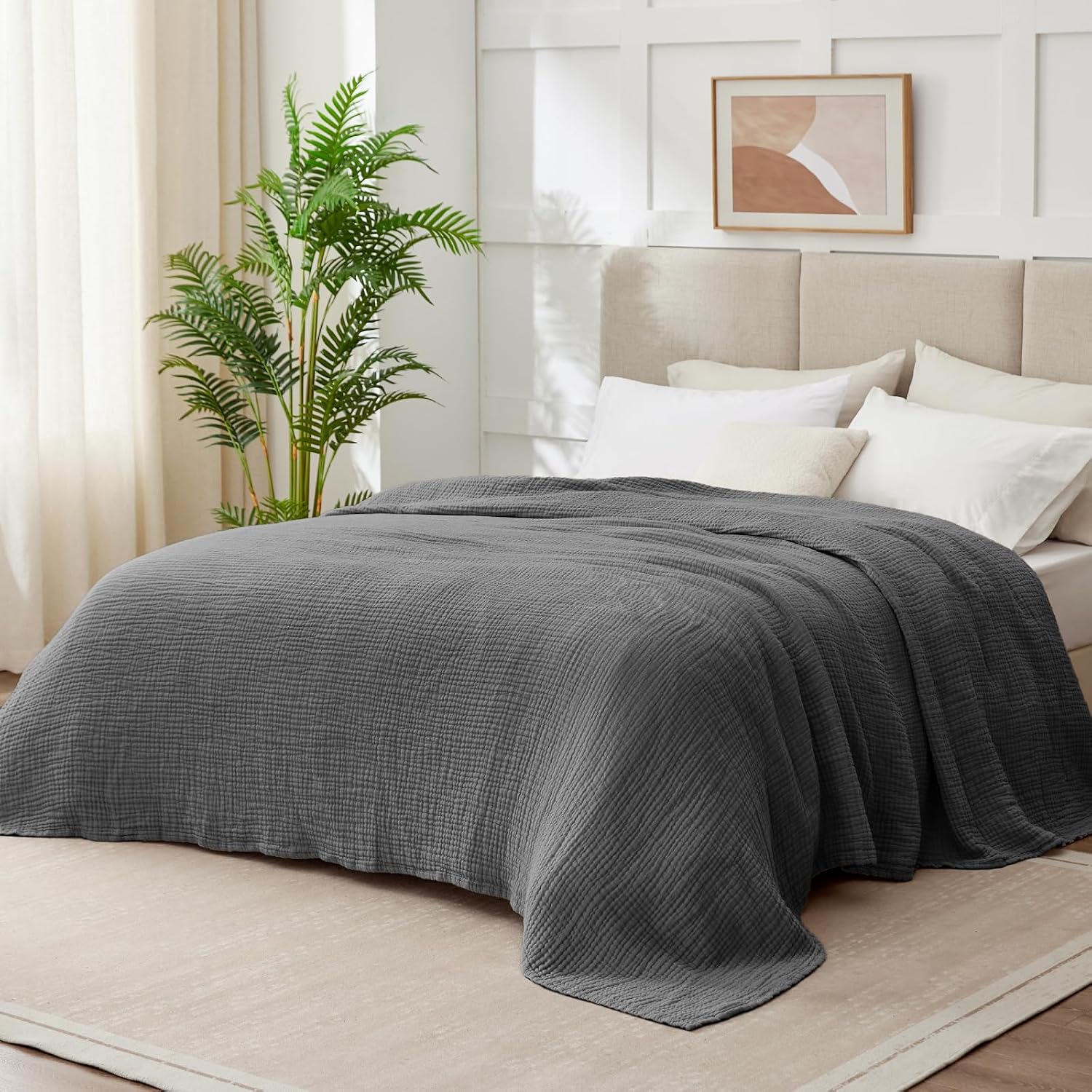 Detalle de Kozyhvn 6-Layer Cotton Muslin Blanket, Queen 90" x 90", Dark Gray