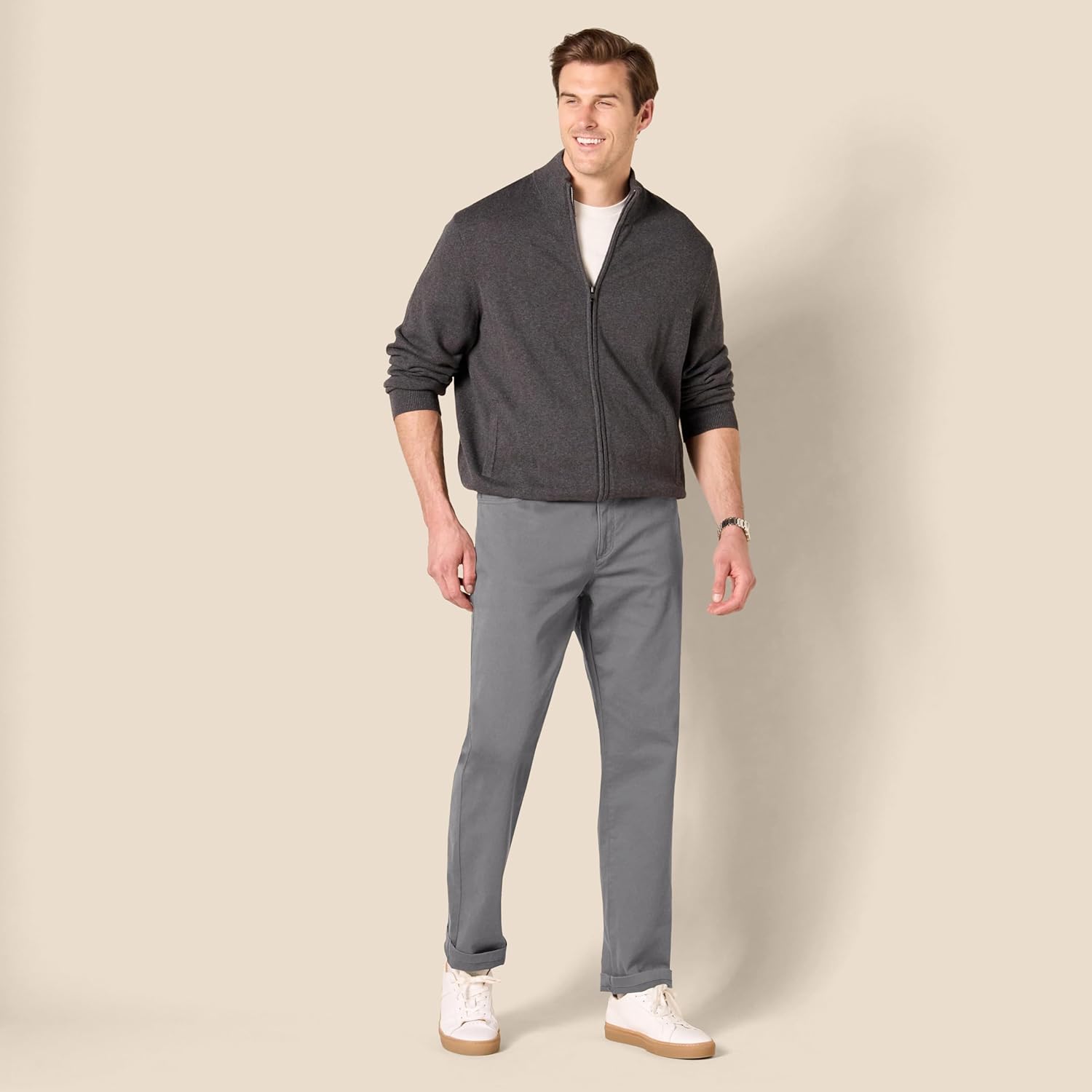 Thumbnail 6 de Amazon Essentials Men’s Straight-Fit 5-Pocket Stretch Twill Trousers (Straight leg, everyday comfort)
