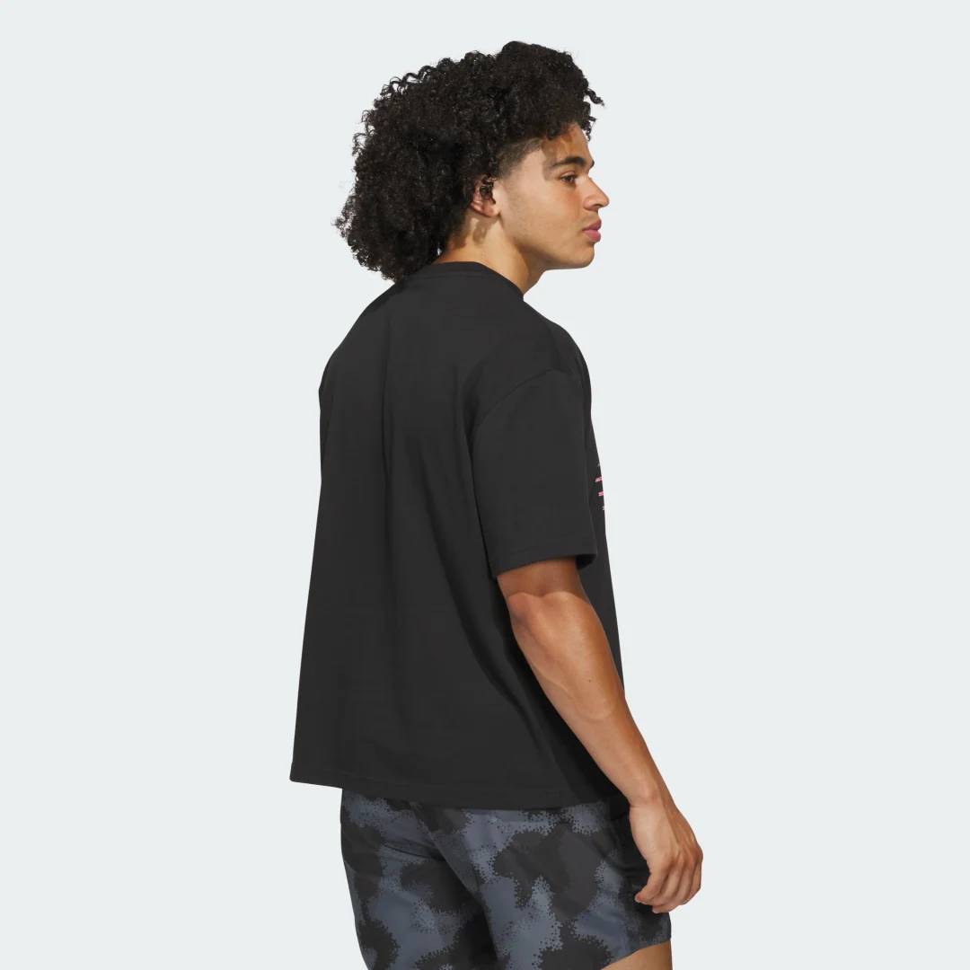 Detalle 2 de Camiseta Anthony Edwards - Adidas (negra)