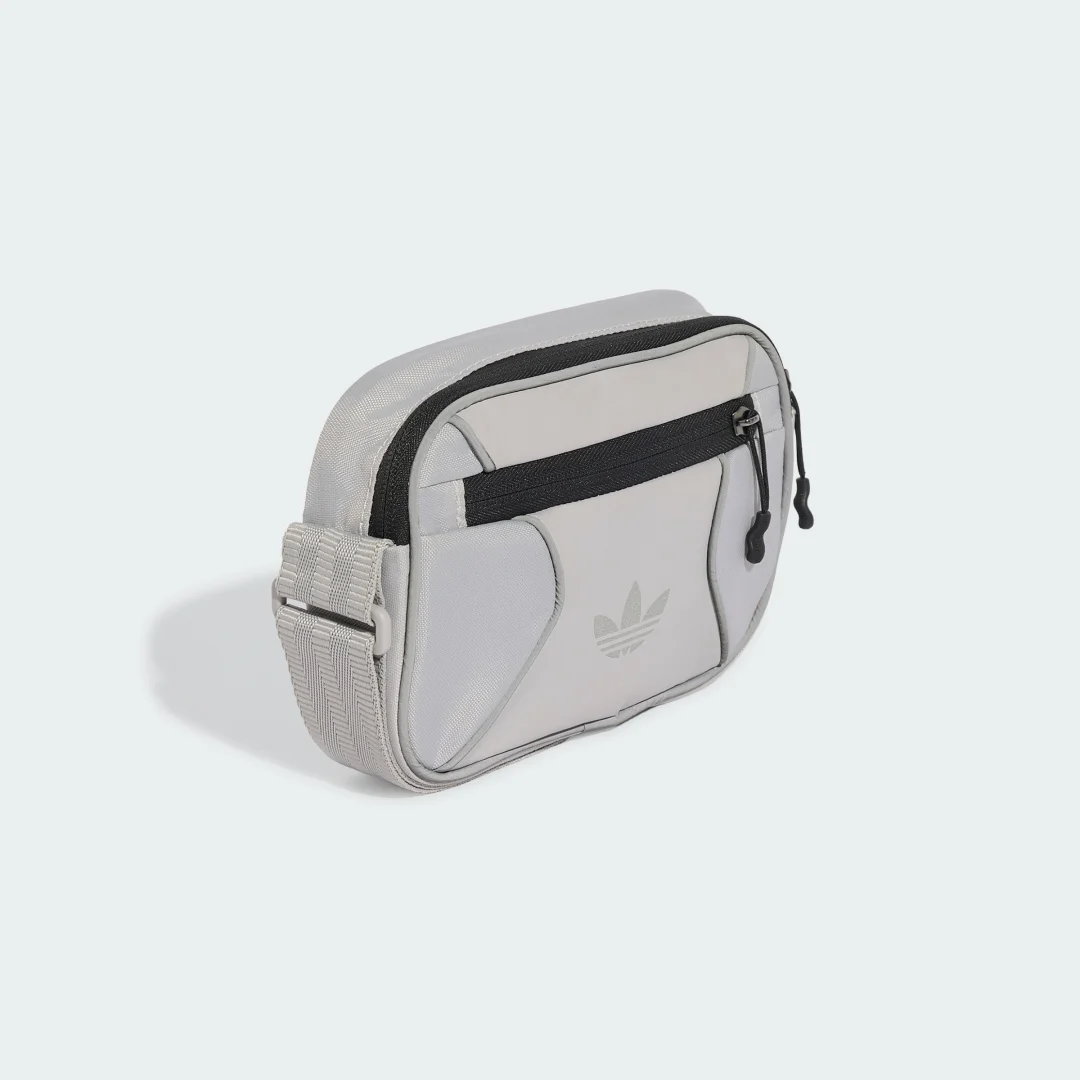 Thumbnail 2 de Bolso pequeño Airliner de Adidas: práctico y versátil en Gris
