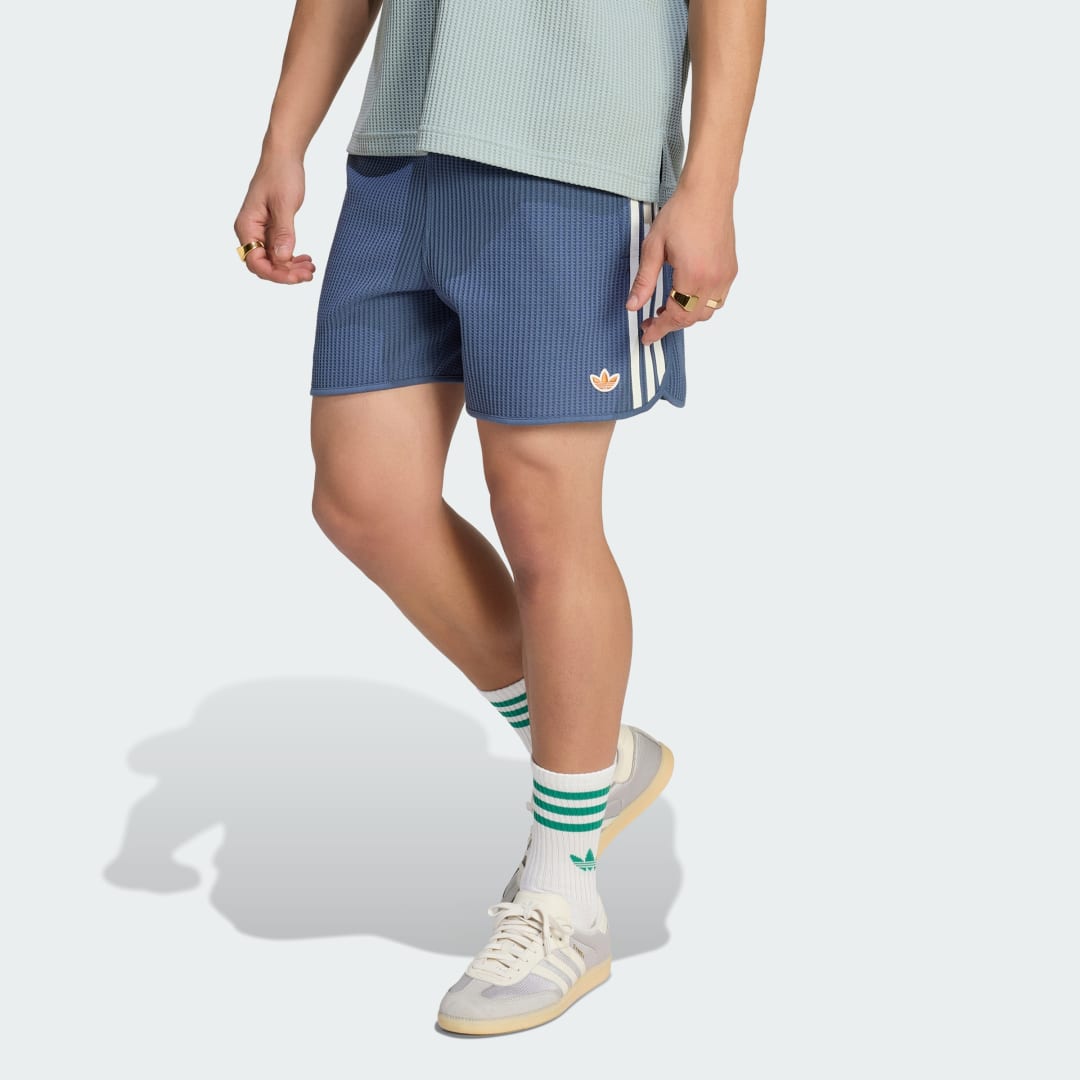 Detalle de Pantalón corto waffle knit Sprinter de Adidas: comodidad para entrenos y ocio