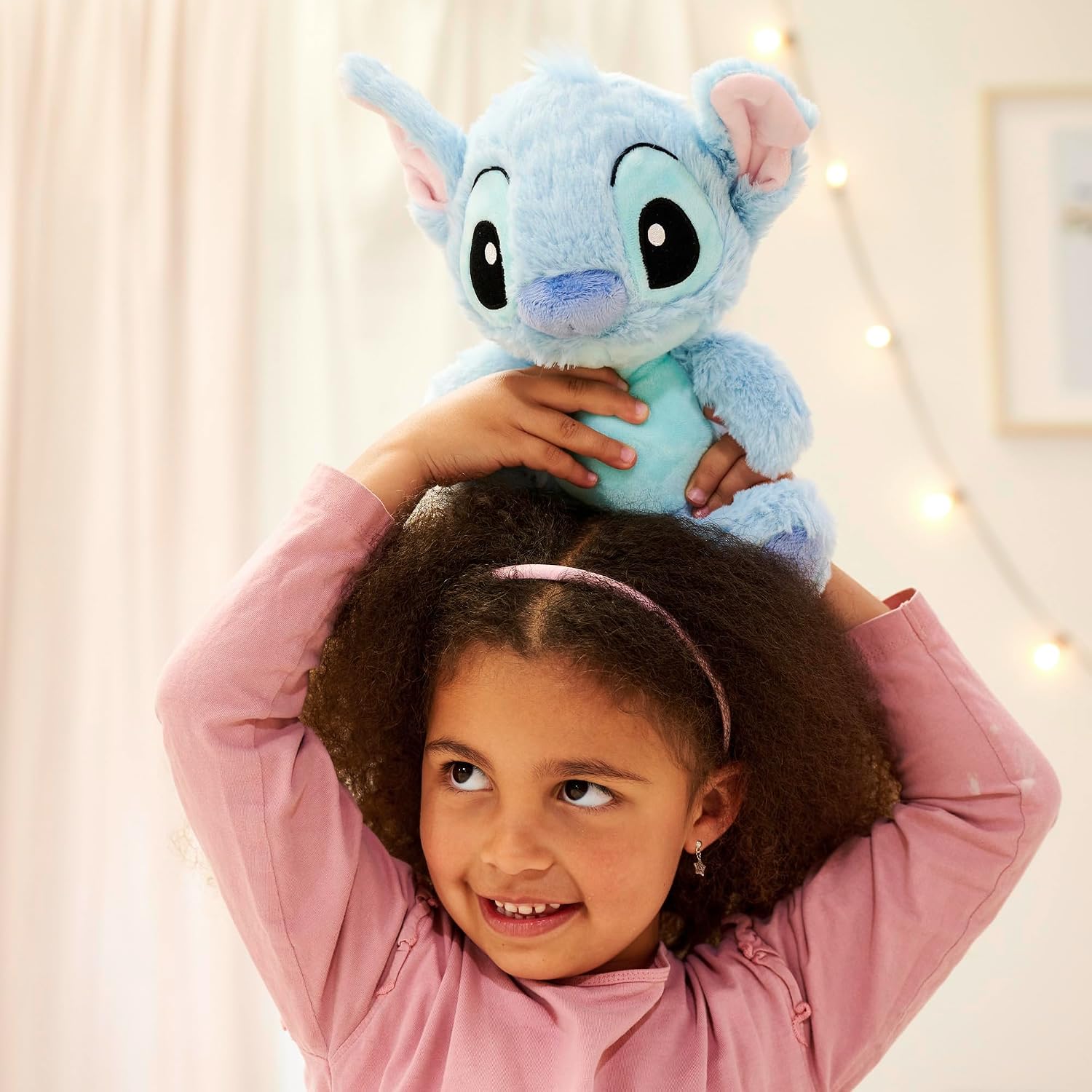 Detalle 2 de Peluche Stitch Disney 25 cm Simba