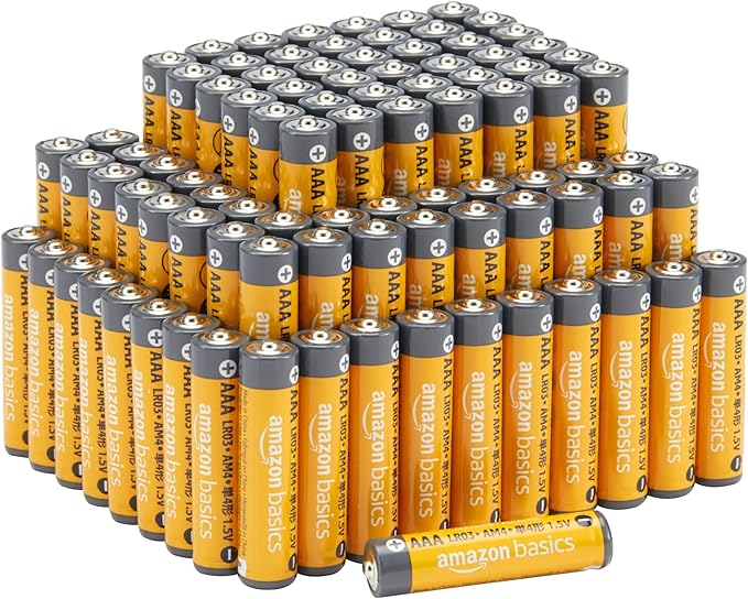 Amazon Basics - 100 Pilas AAA Alcalinas de Alto Rendimiento ⚡