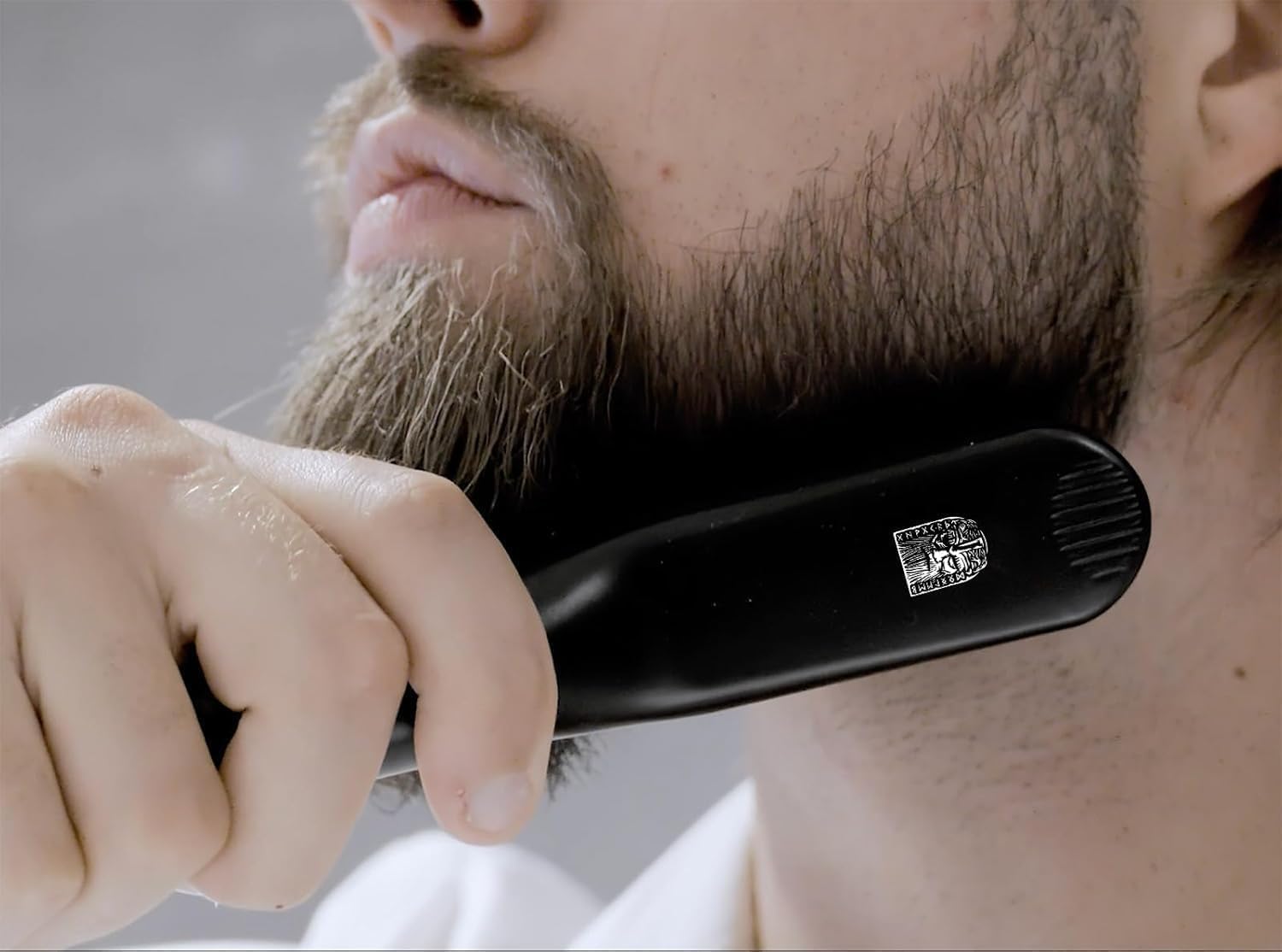 Detalle 2 de Odenson Beard Straightener baardstijlborstel met keramisch verwarmingsoppervlak