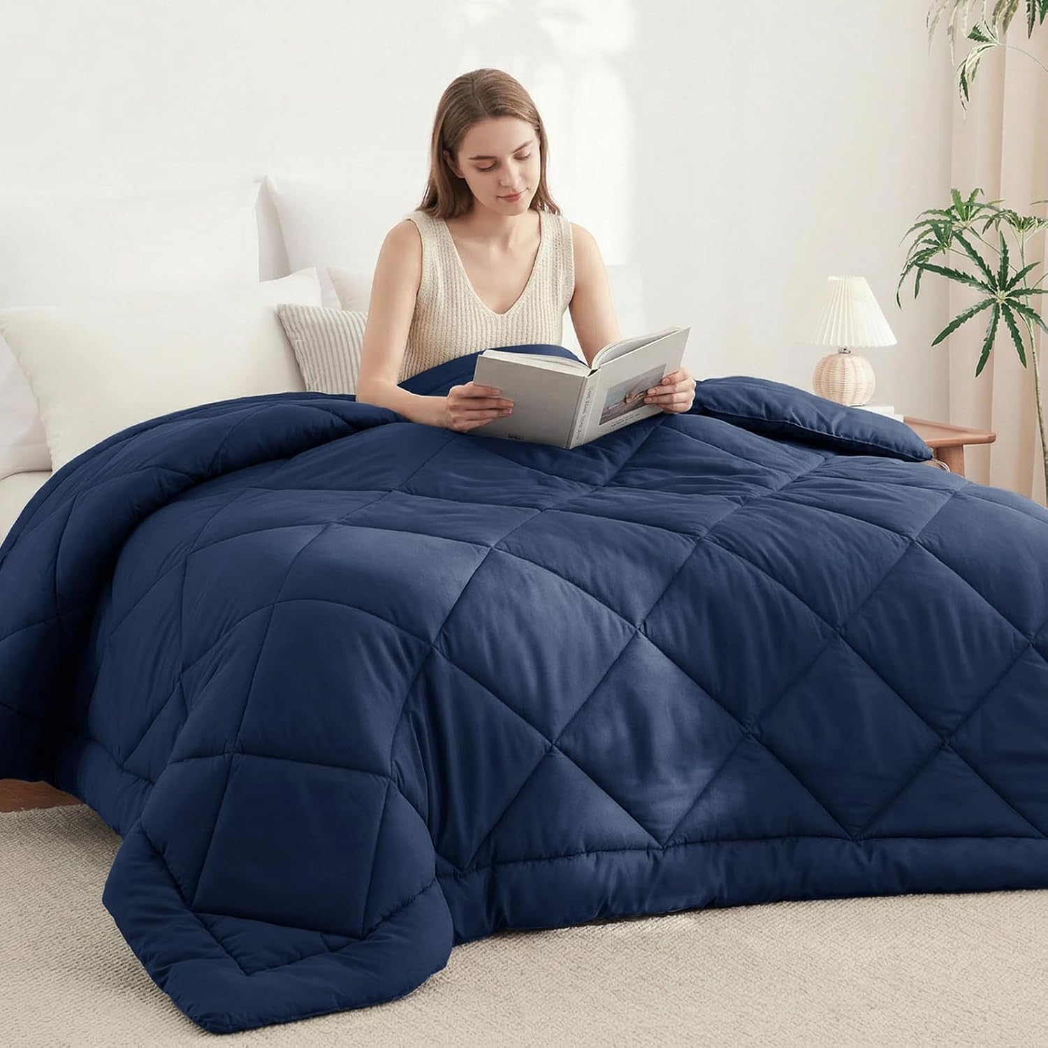 Thumbnail 6 de CozyLux Couette 220x240 tempérée pour lit 2 personnes – 300 g/m², microfibre, 4 boucles d’angle, bleu marine