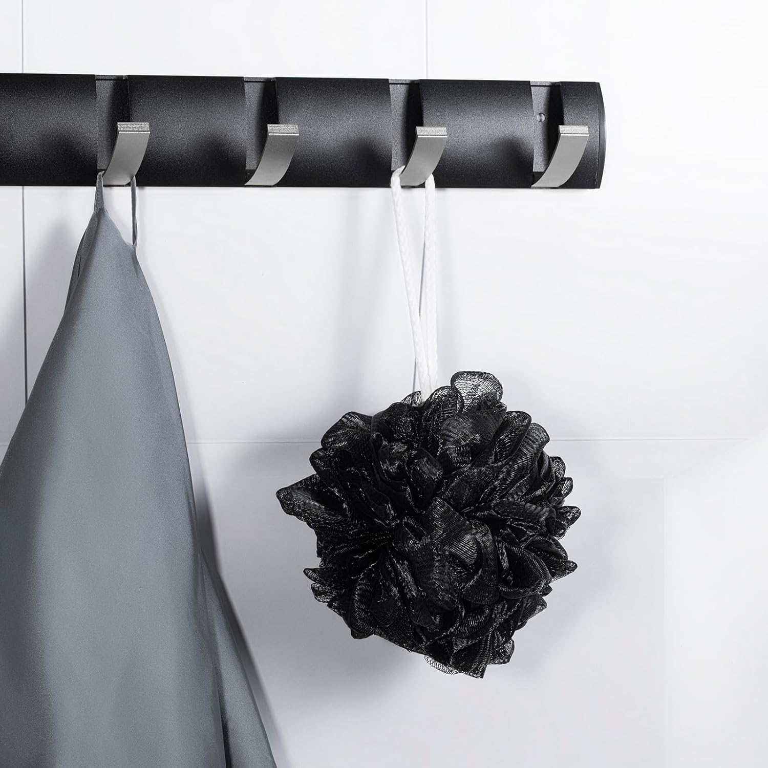 Thumbnail 6 de MTDLYICE XXL Loofah Sponge XXL-100g, Soft Mesh Shower Puff (Black) — 4-Pack