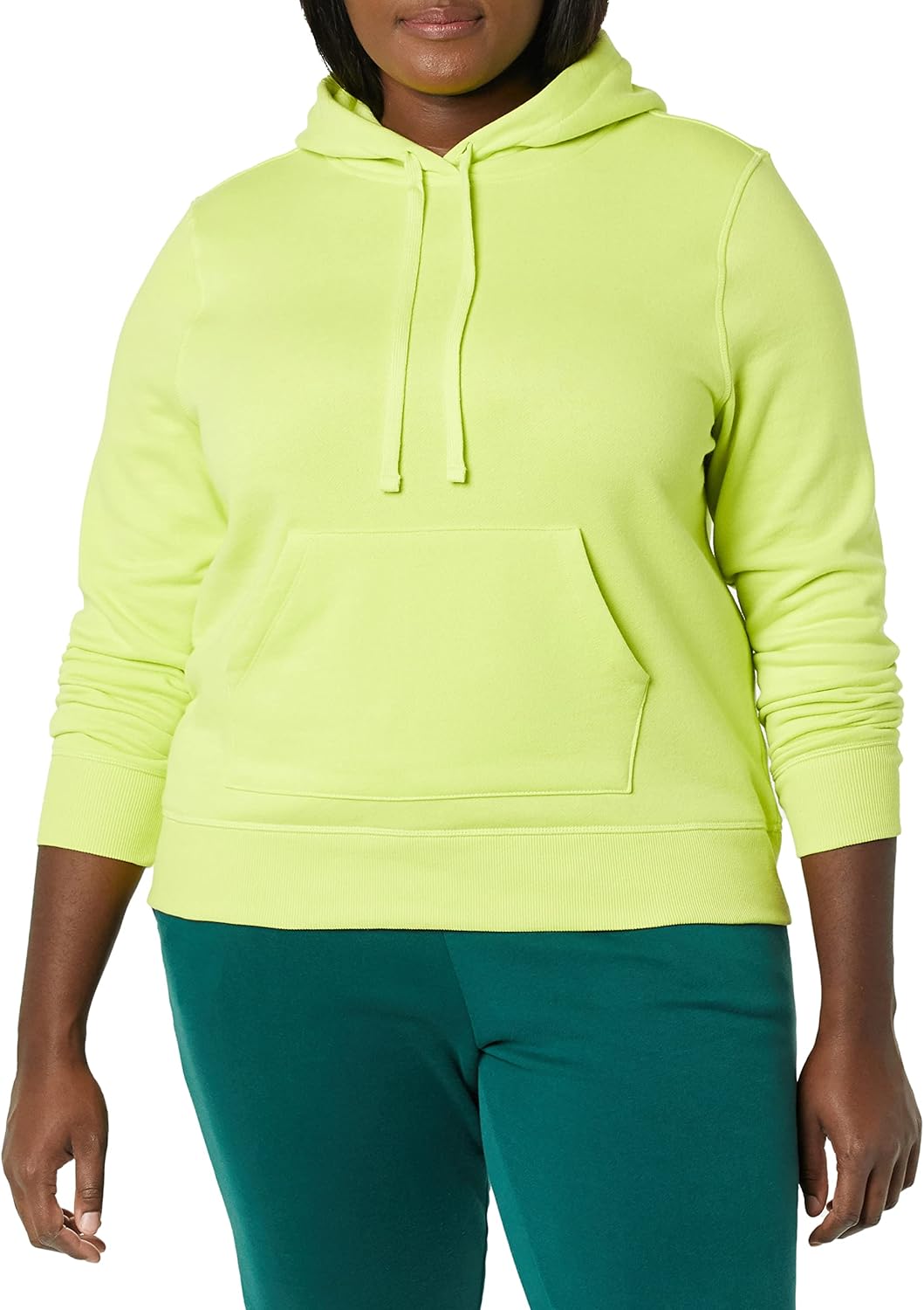 Thumbnail 2 de Amazon Essentials Women’s Regular-Fit Fleece Pullover Hoodie (Plus Size available)