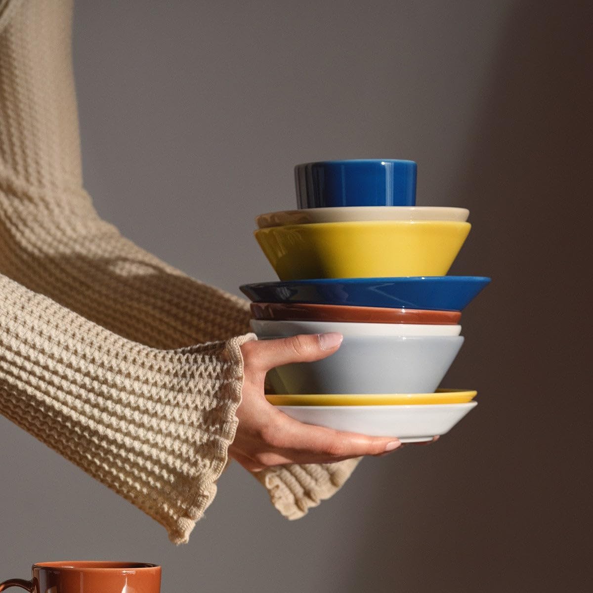 Detalle 1 de iittala Teema 1059147 ボウル 15cm リネン 磁器製・電子レンジ/食洗機対応
