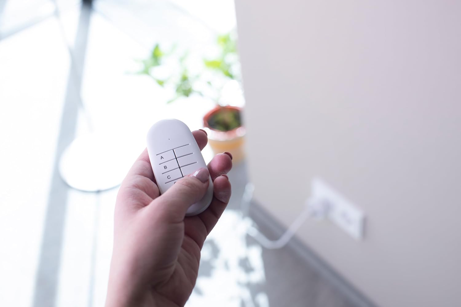 Detalle de Brennenstuhl Comfort-Line Funksteckdosen-Set Mini 3+1 – 3 Empfänger + 1 Handsender