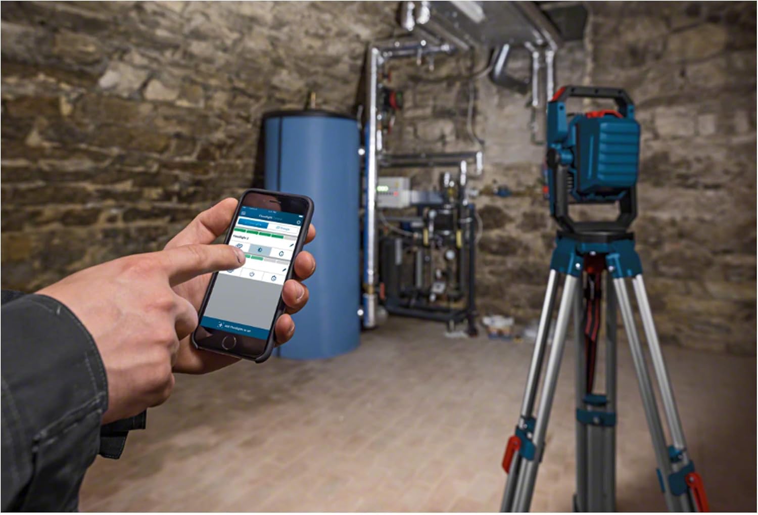 Thumbnail 3 de Projecteur de chantier LED sans-fil Bosch Professional 18V System GLI 18V-2200 C (Connect Ready)