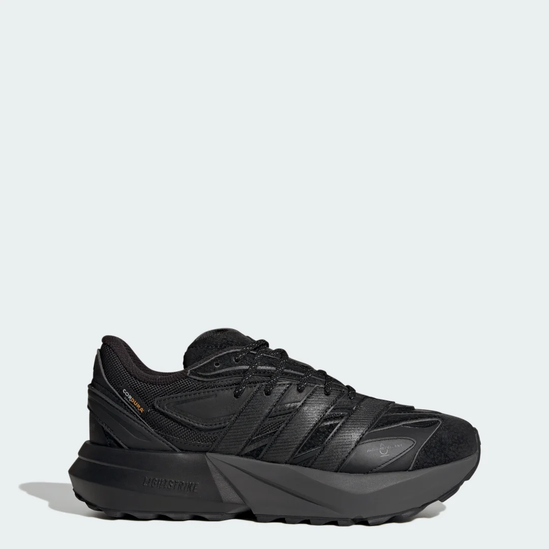 Detalle de Zapatilla Lightblaze ATR de Adidas: análisis para decidir si merece la pena