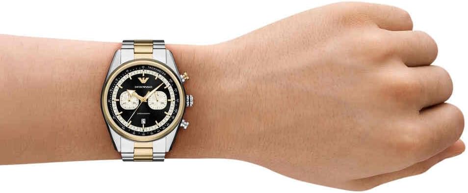 Thumbnail 1 de Emporio Armani Orologio per uomo: stile sobrio e affidabilità in acciaio