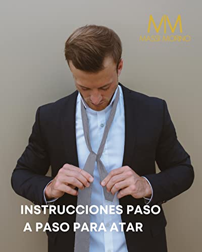 Detalle 2 de Massi Morino Morino Corbata Gris de Cuadros con Pañuelo a Juego y Accesorios – Set 5 en 1 para Hombre