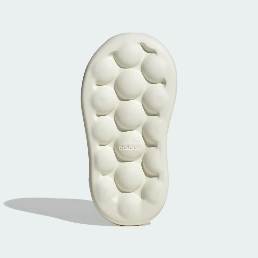 Detalle de Zapatilla Grand Court 2.0 (Bebé) de Adidas – comodidad y estilo para los más pequeños