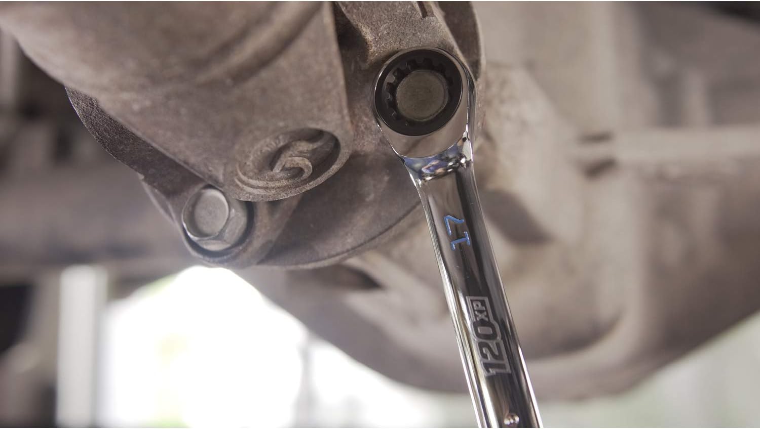 Detalle 2 de GEARWRENCH 86420 20 mm – klucz płasko-oczkowy XL z grzechotką 120XP